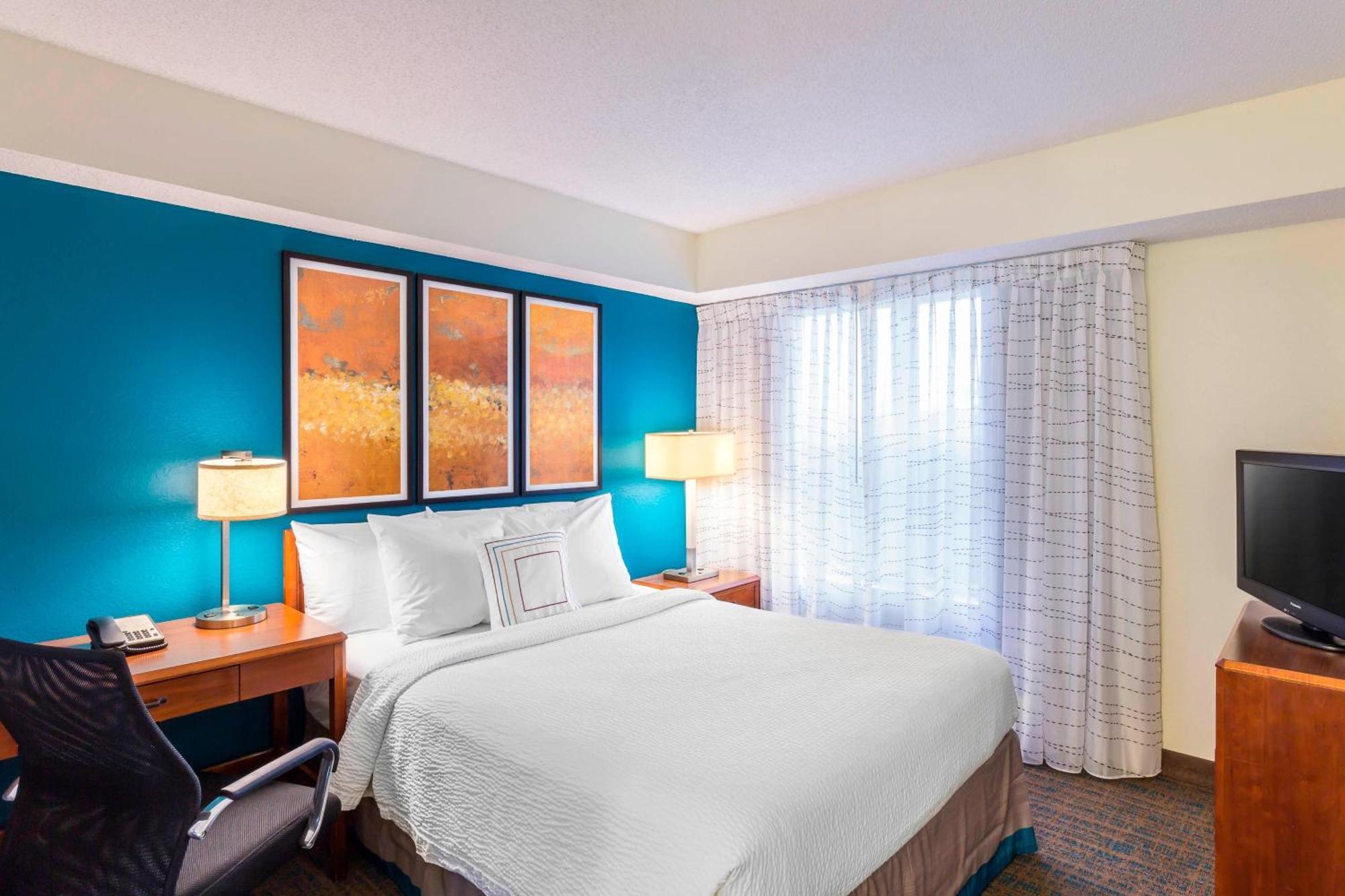 Residence Inn Louisville Northeast Екстер'єр фото