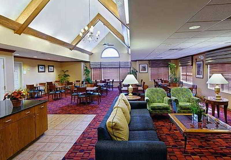 Residence Inn Louisville Northeast Екстер'єр фото