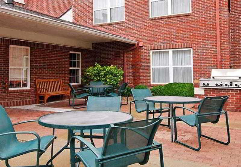 Residence Inn Louisville Northeast Екстер'єр фото