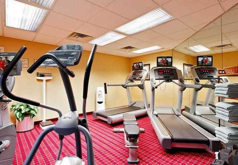Residence Inn Louisville Northeast Екстер'єр фото