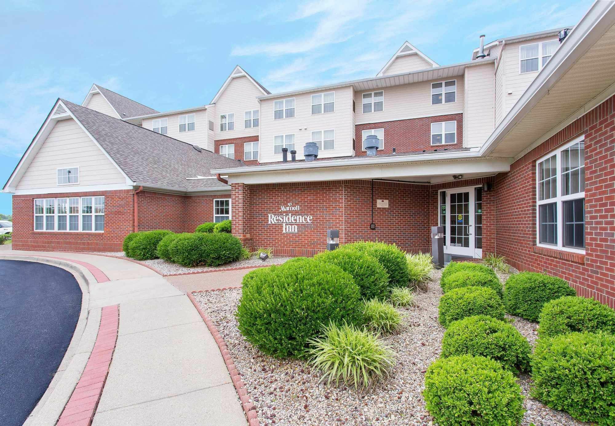 Residence Inn Louisville Northeast Екстер'єр фото